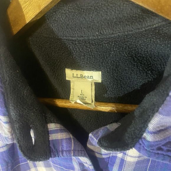 LL Bean Fleece Lined Flannel Shirt Men's L Traditional Fit Blue Plaid Shacket - Picture 3 of 5